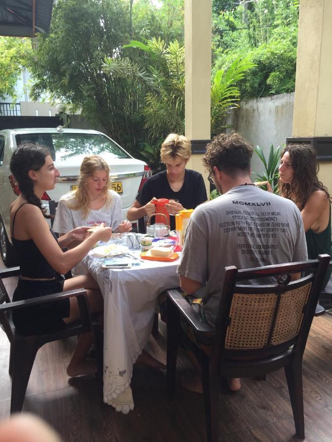 Vero Homestay Galle- Your Home Away From Home! エクステリア 写真